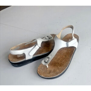 SAS Sandals Womens 8M Marina T-Strap Ankle Strap Leather White